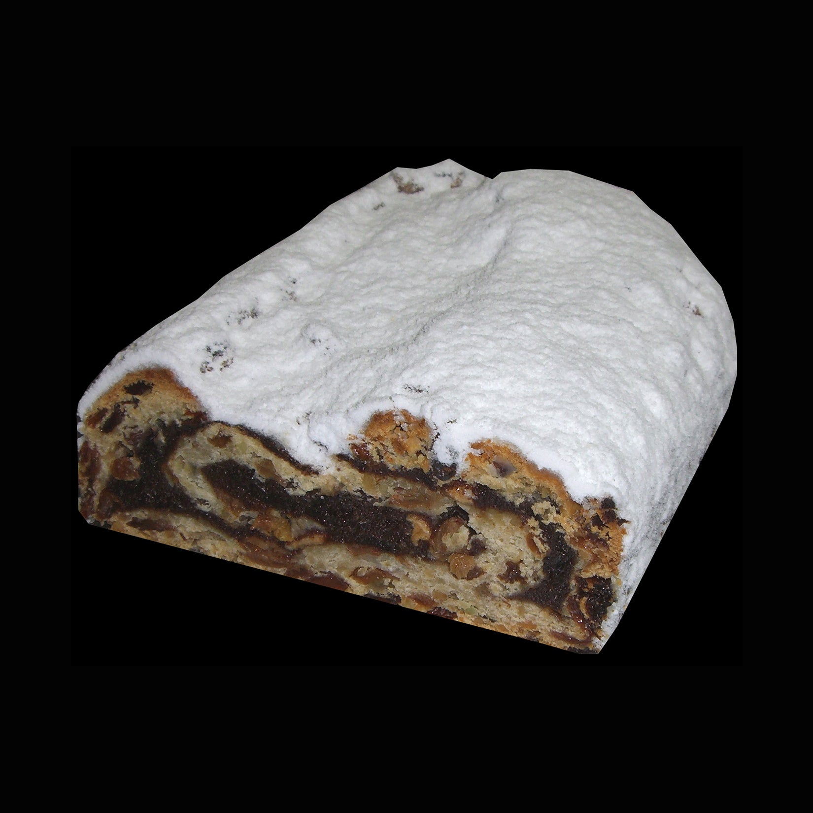 Anschnitt des Pflaumenstollen